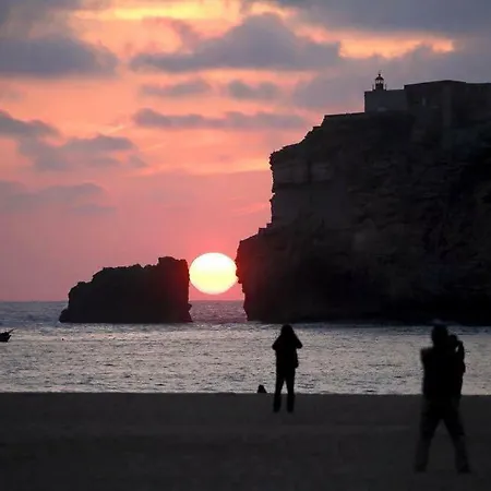 - The Little Star Сasa de vacaciones Nazaré