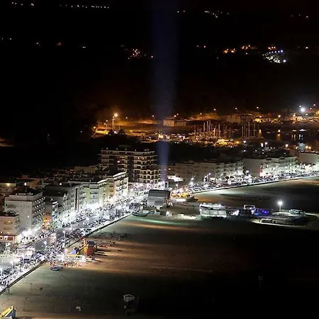 - The Little Star * Nazare
